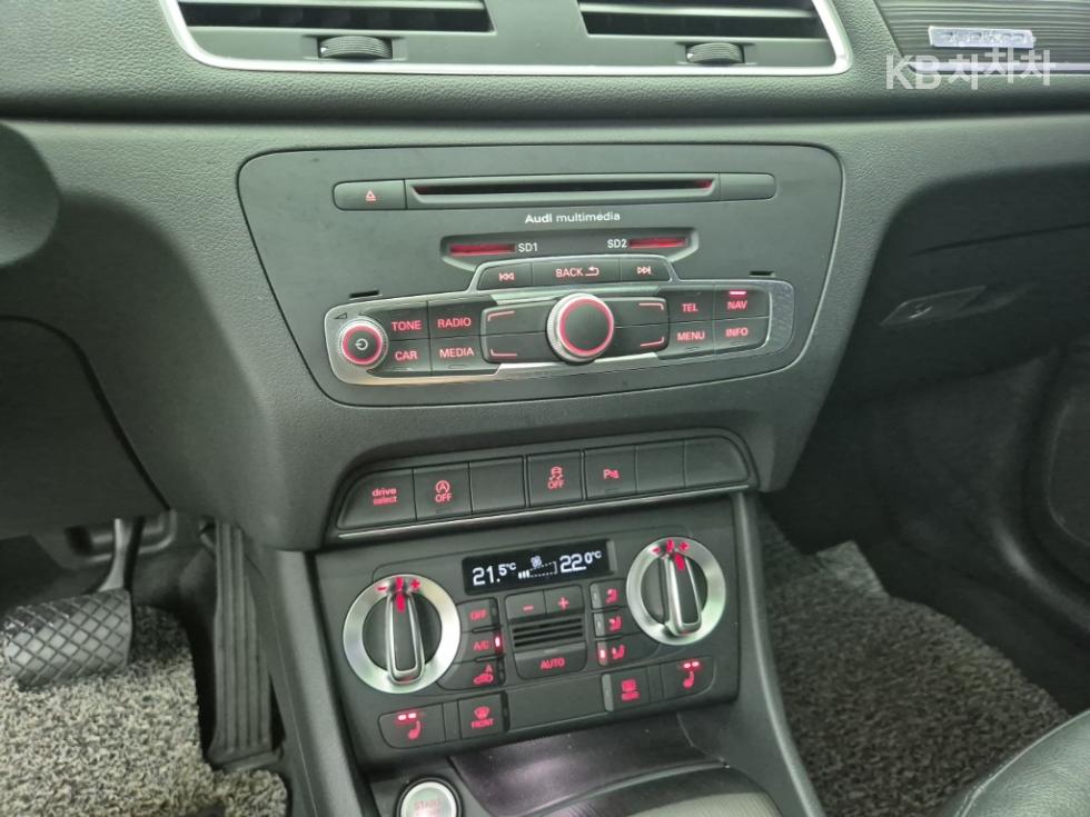 Audi Q3 — miniaturë 10