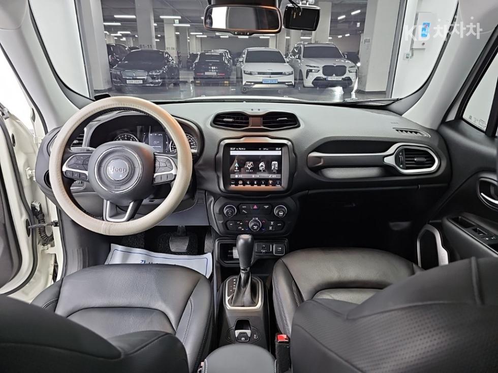 2018 Jeep Used Car photo
