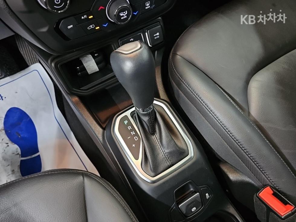 2018 Jeep Used Car photo