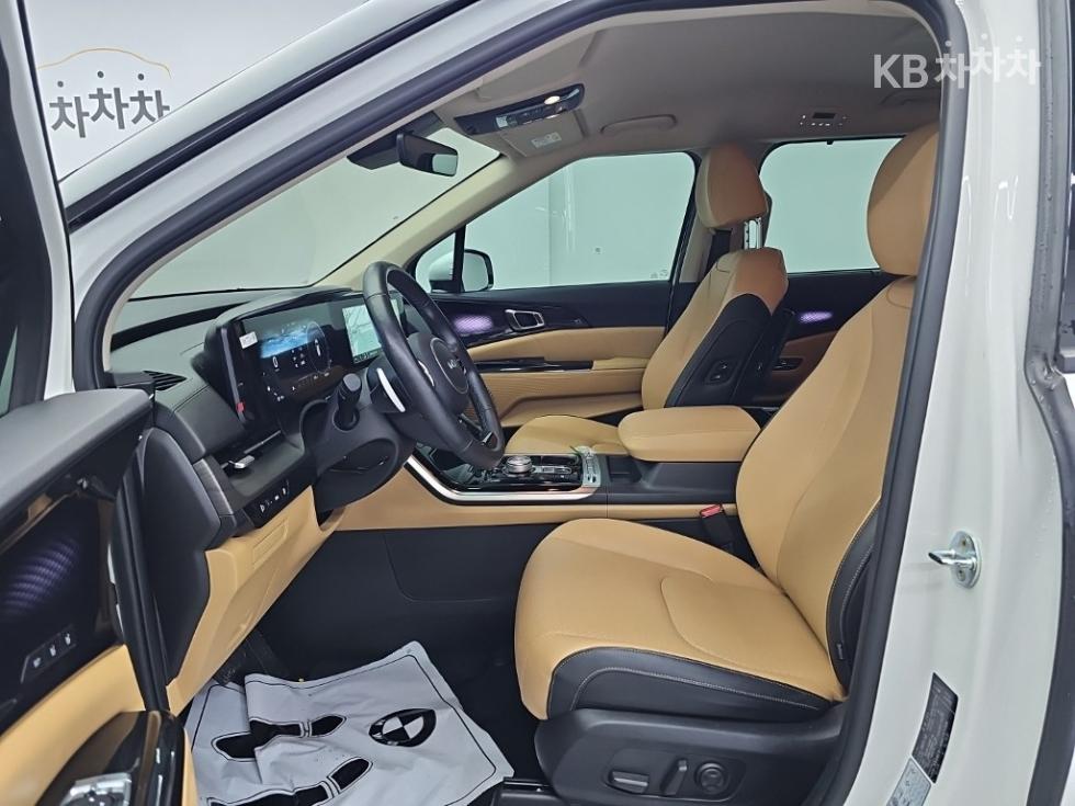 Kia Carnival — miniaturë 11