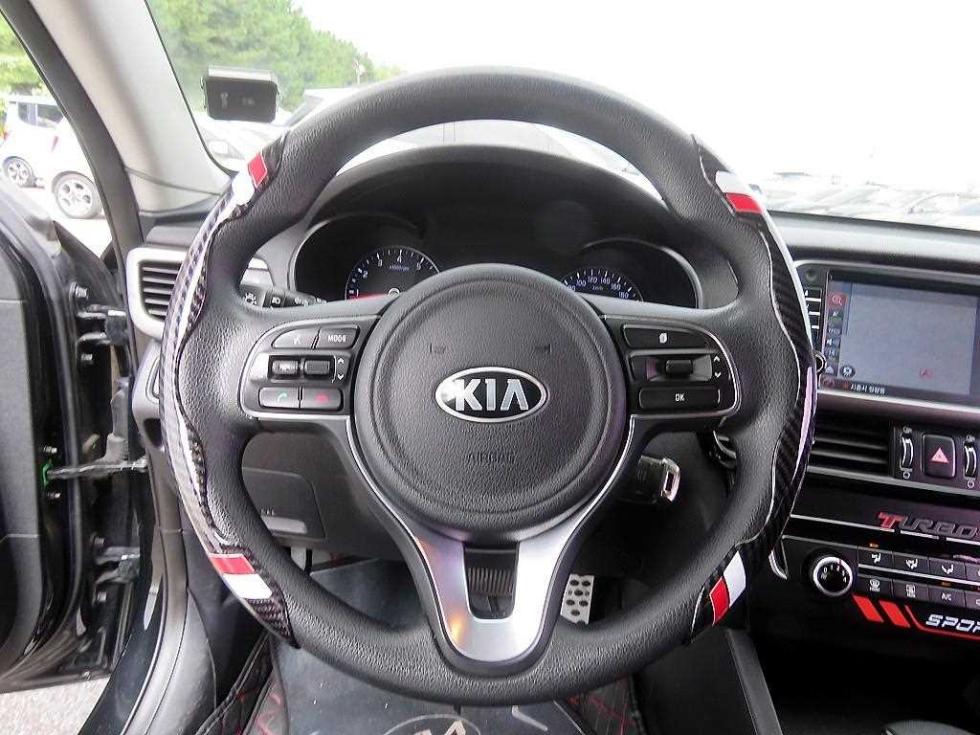 Kia K5 — miniaturë 8
