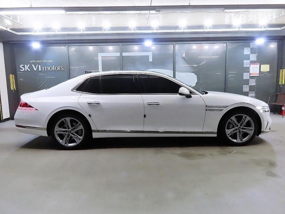2022 Genesis G90(RS4) photo