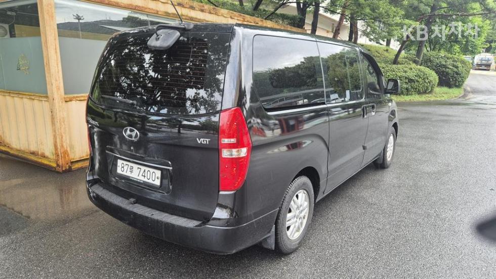 Hyundai Starex — miniaturë 2