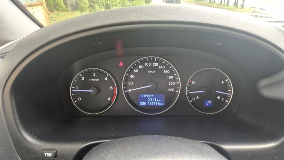Hyundai Starex — miniaturë 3