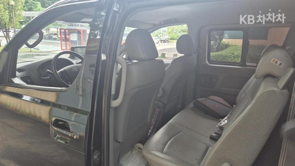 Hyundai Starex — miniaturë 11