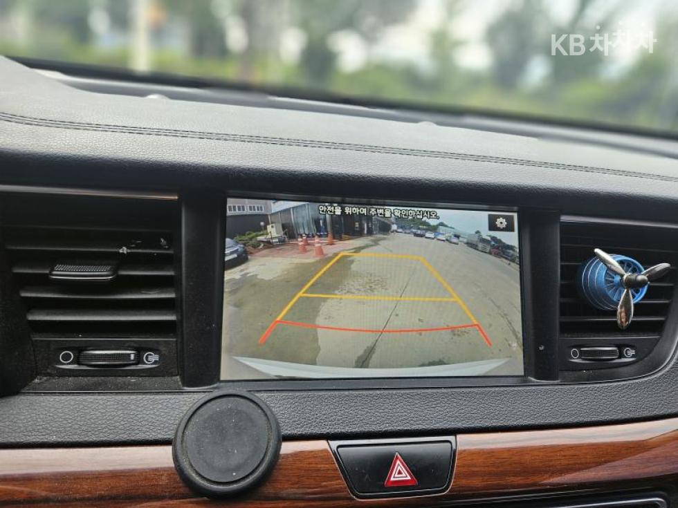 Kia K7 — miniaturë 17