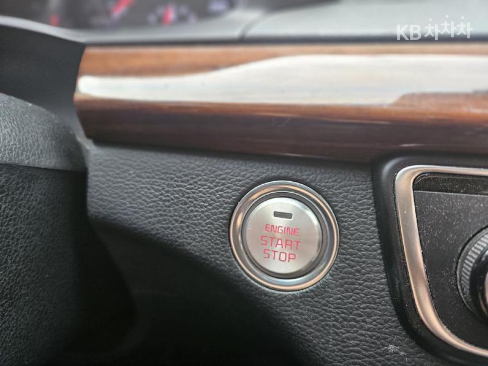 Kia K7 — miniaturë 18