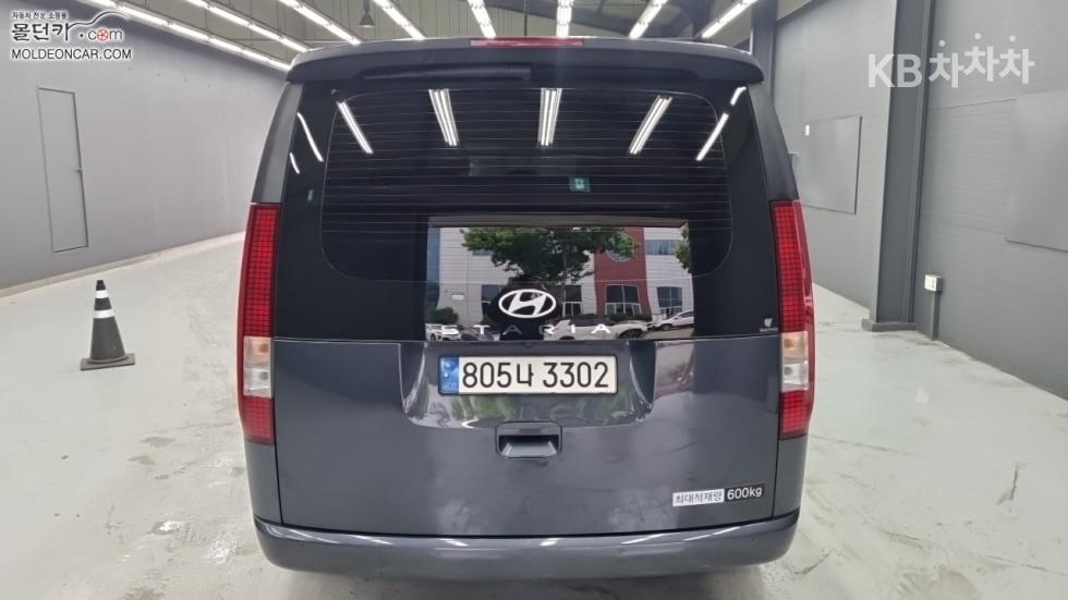 Hyundai Staria — miniaturë 4
