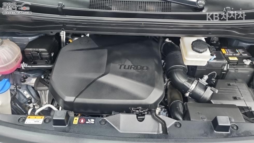 Hyundai Staria — miniaturë 8