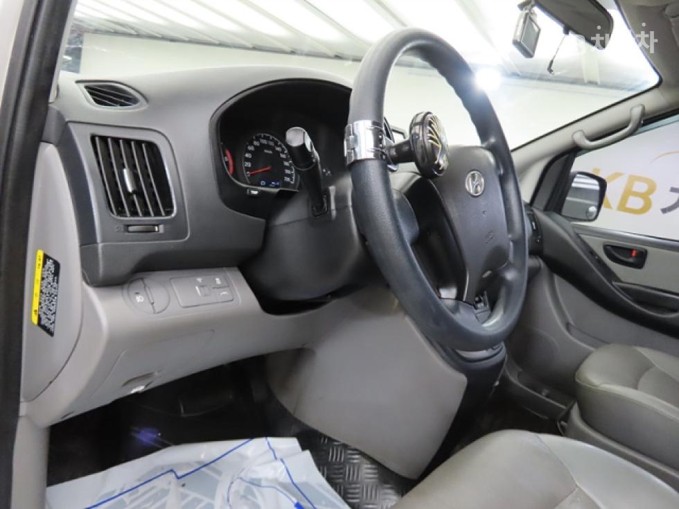 Hyundai Starex — miniaturë 12
