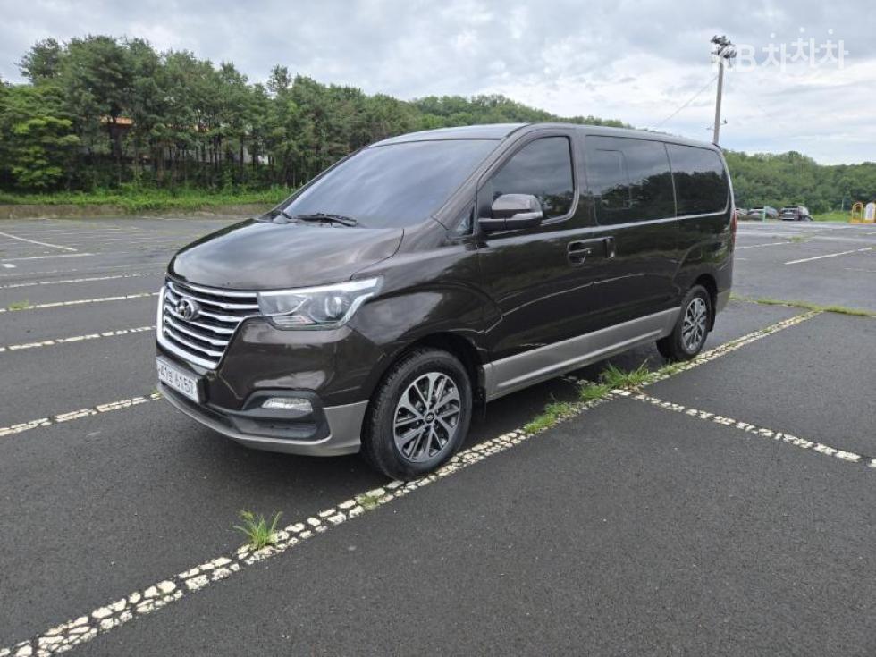 Hyundai Starex — miniaturë 5