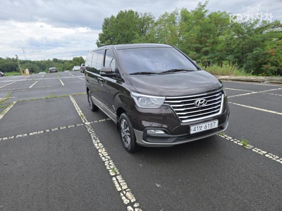Hyundai Starex — miniaturë 6