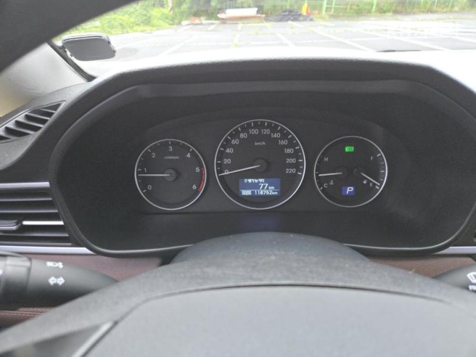 Hyundai Starex — miniaturë 16