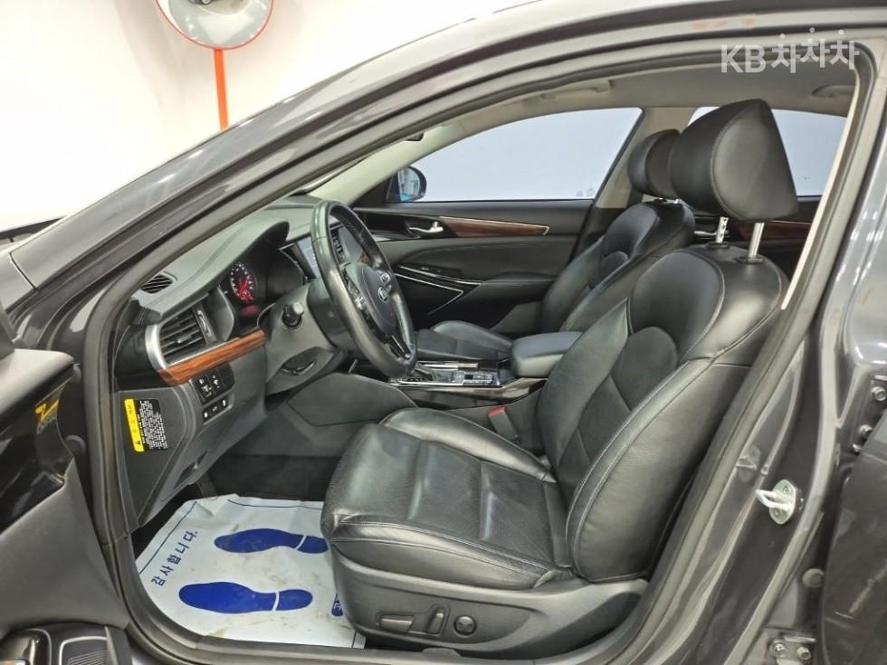 Kia K7 — miniaturë 13
