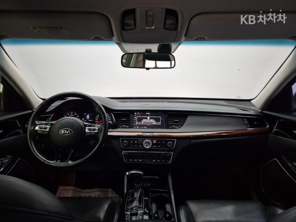 Kia K7 — miniaturë 8