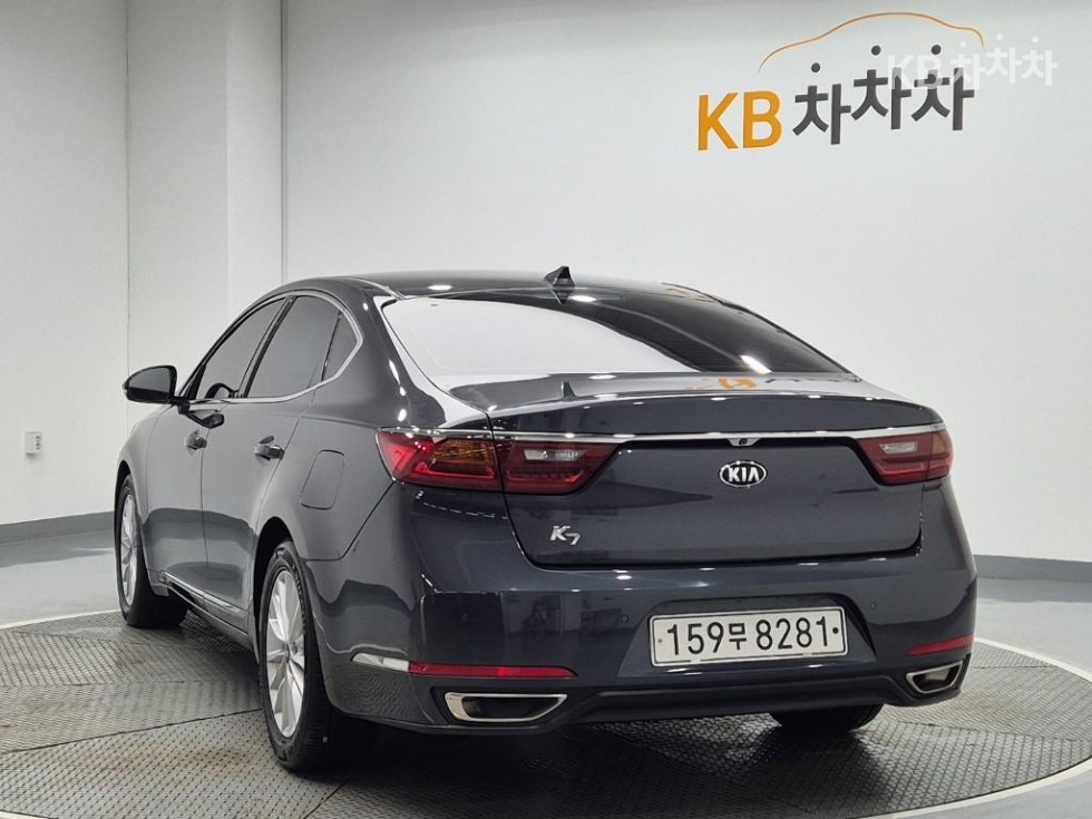 Kia K7 — miniaturë 2