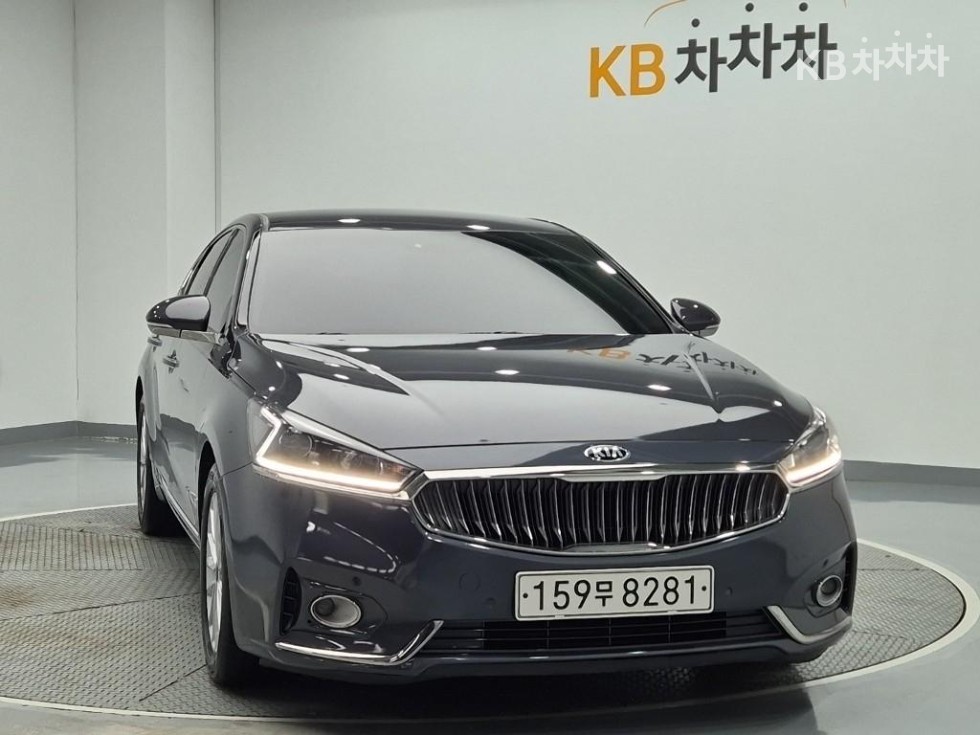 Kia K7 — miniaturë 4