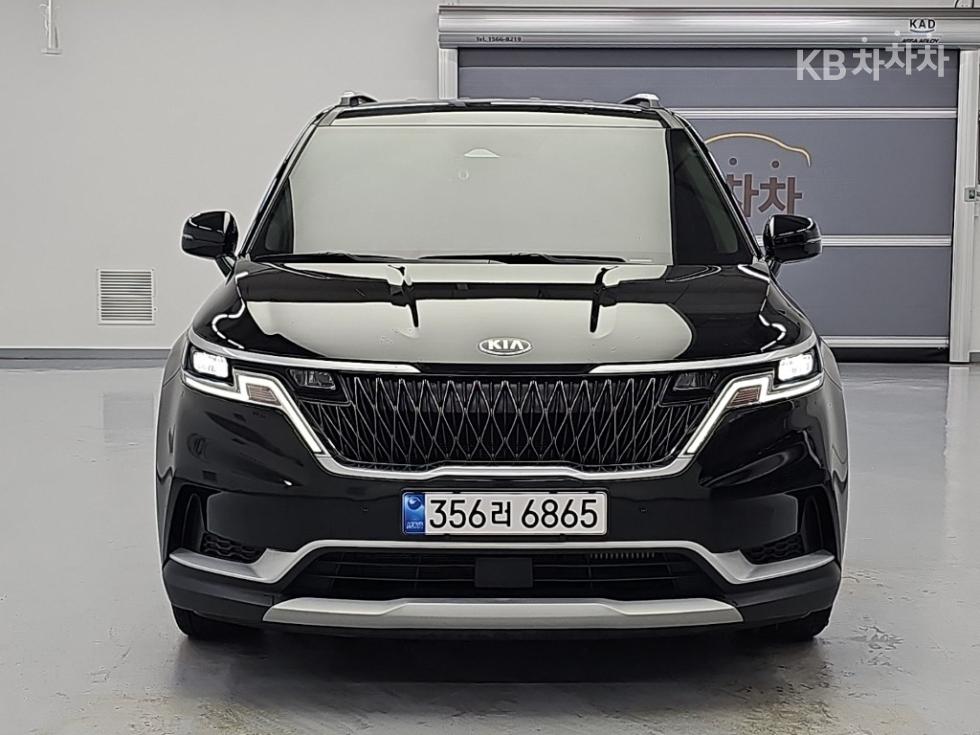 Kia Carnival — miniaturë 2
