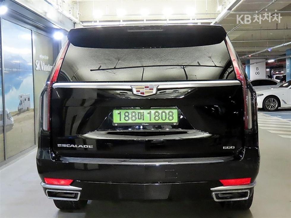 Cadillac Escalade — miniaturë 5
