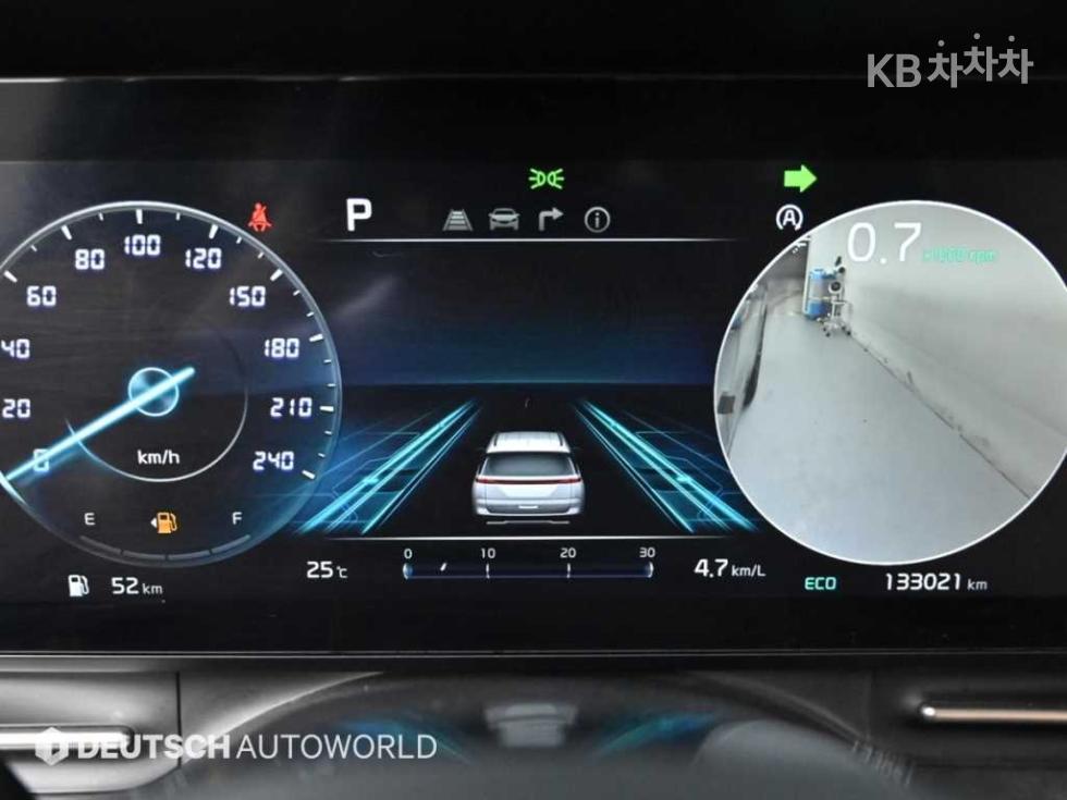 Kia Carnival — miniaturë 8