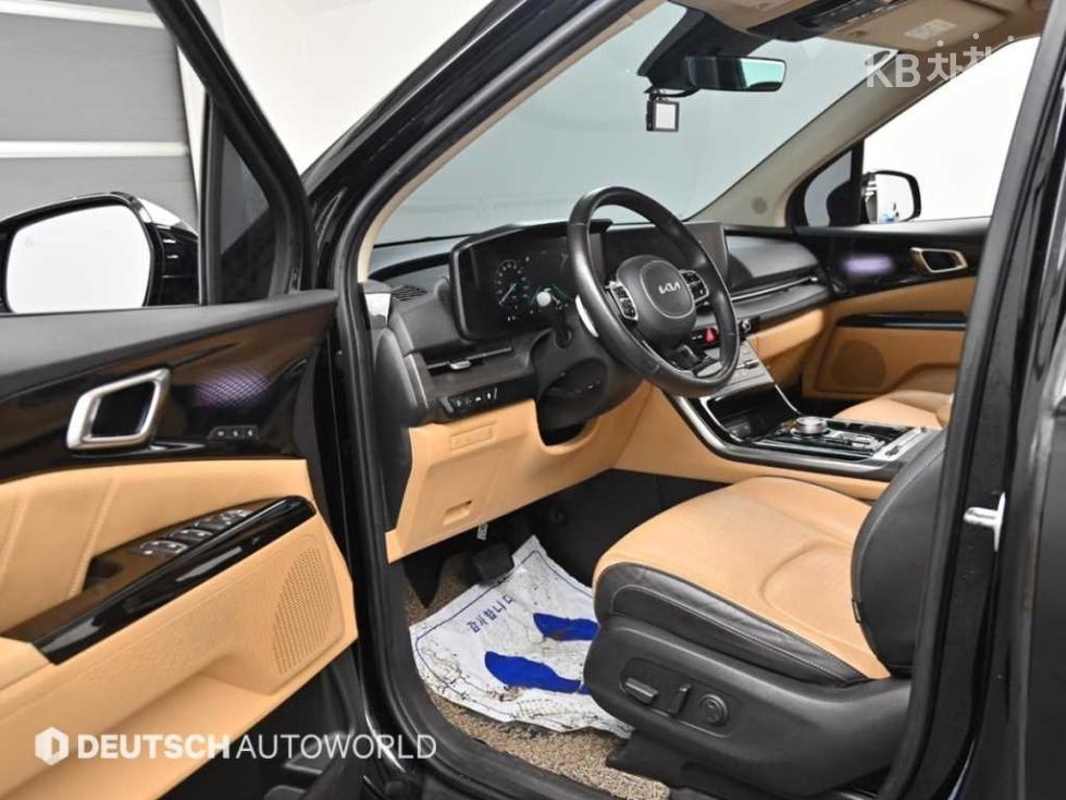 Kia Carnival — miniaturë 11
