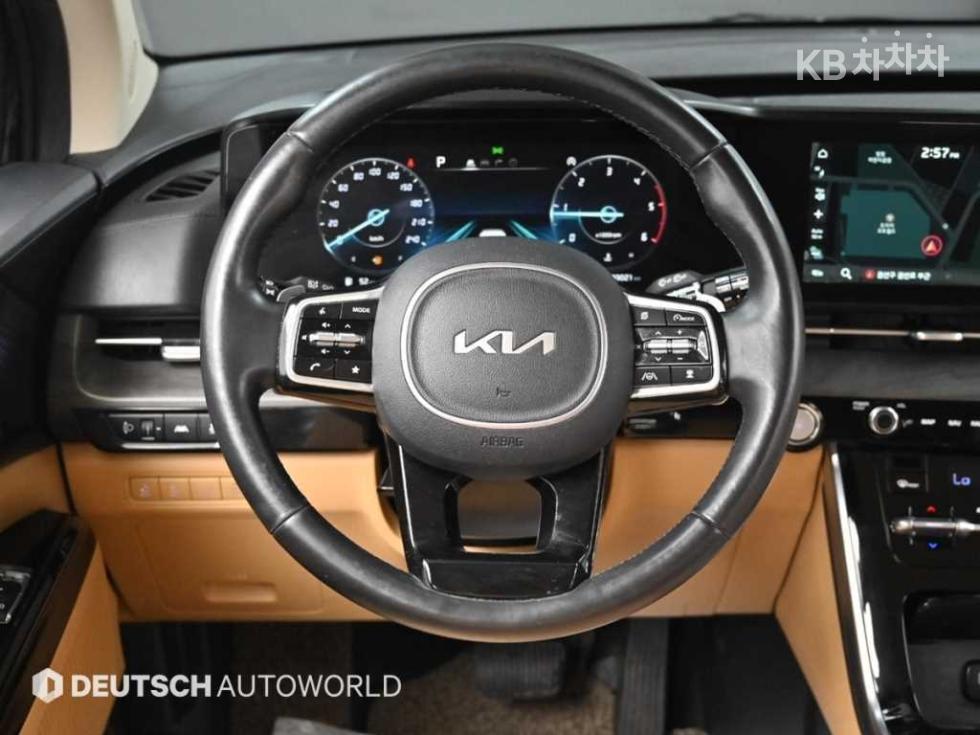 Kia Carnival — miniaturë 13