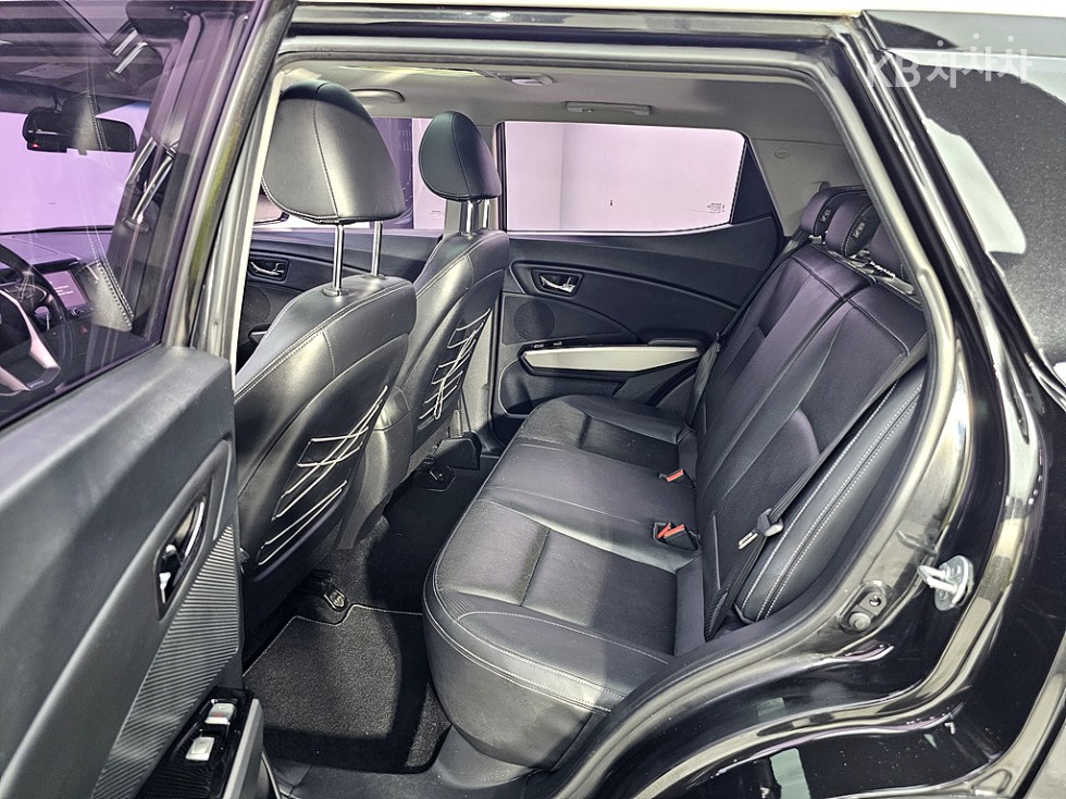 SsangYong Tivoli — miniaturë 8
