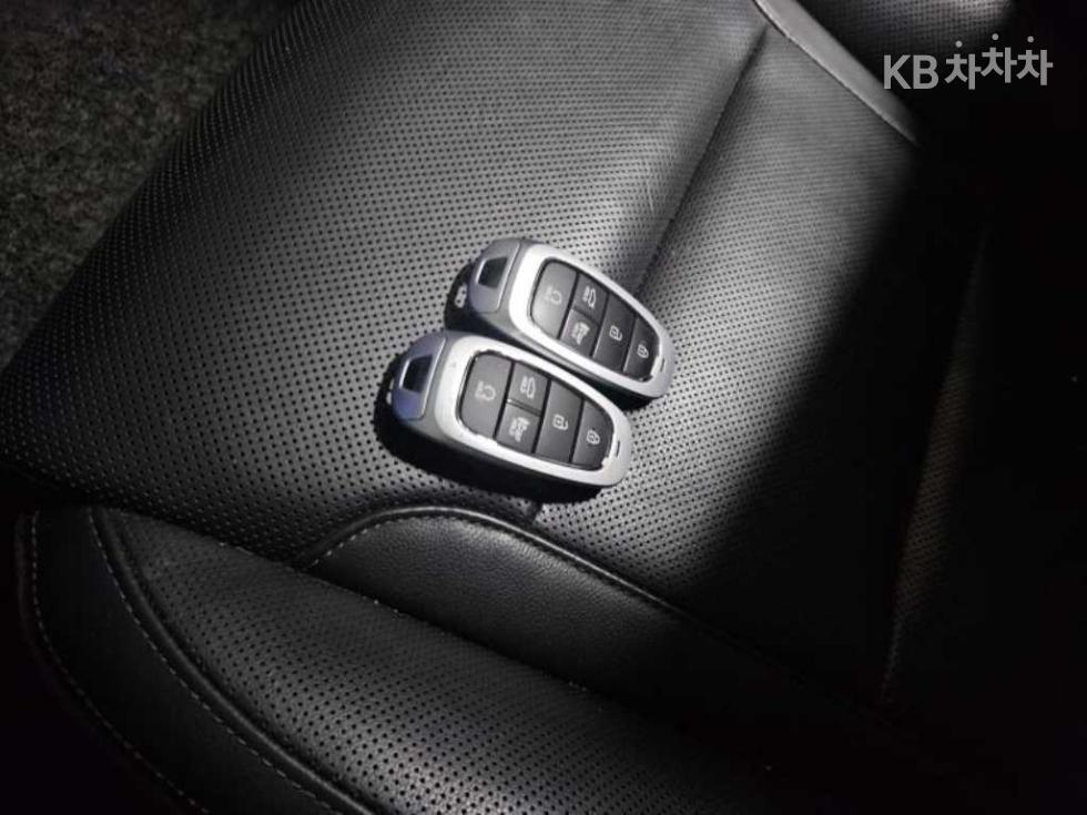 2021 Hyundai Used Car photo
