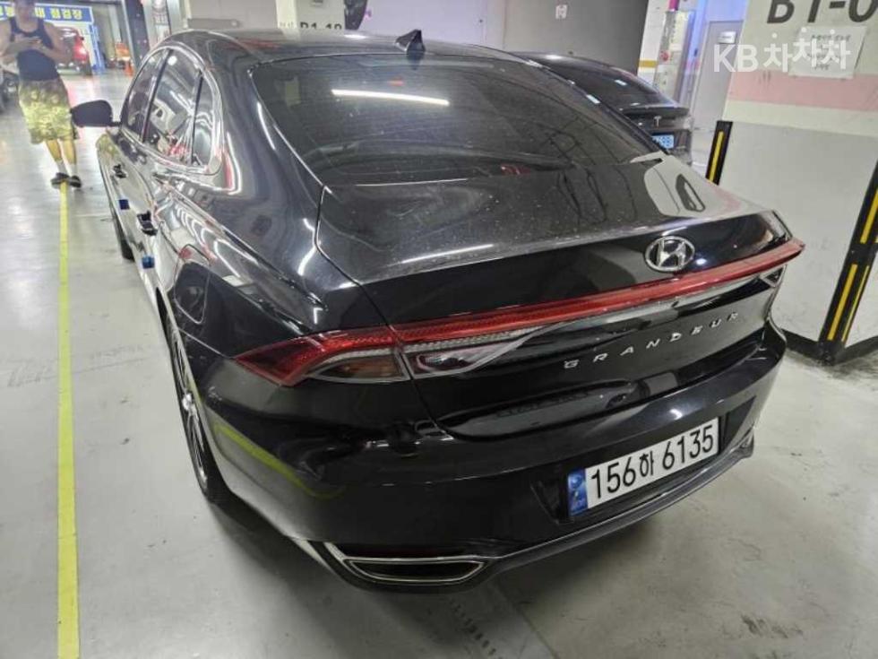 2022 Hyundai Used Car photo