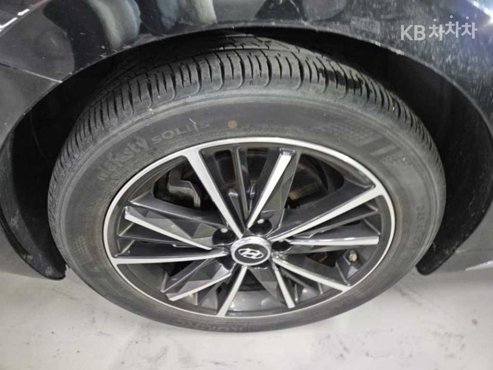 2022 Hyundai Used Car photo
