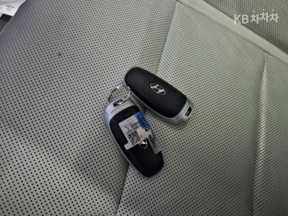 2022 Hyundai Used Car photo