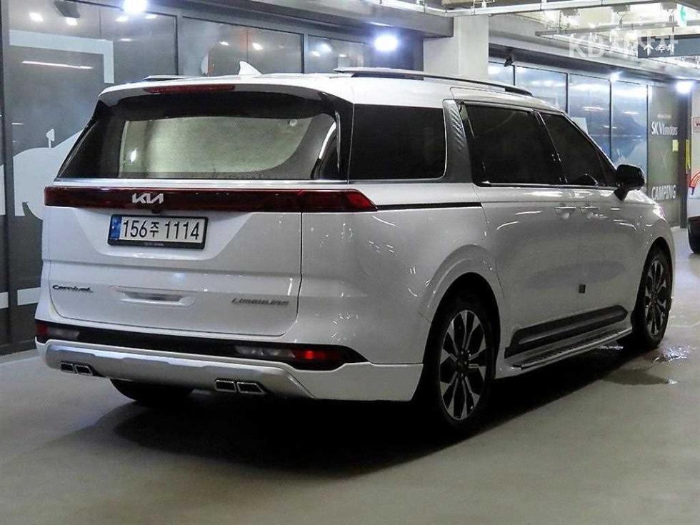 Kia Carnival — miniaturë 4