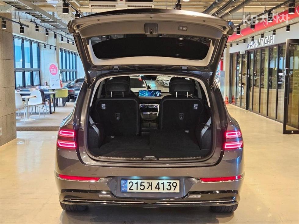2021 Genesis GV80 photo