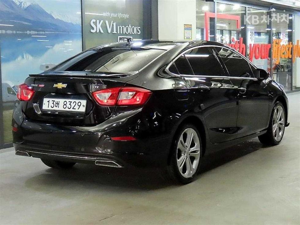 Chevrolet Cruze — miniaturë 4