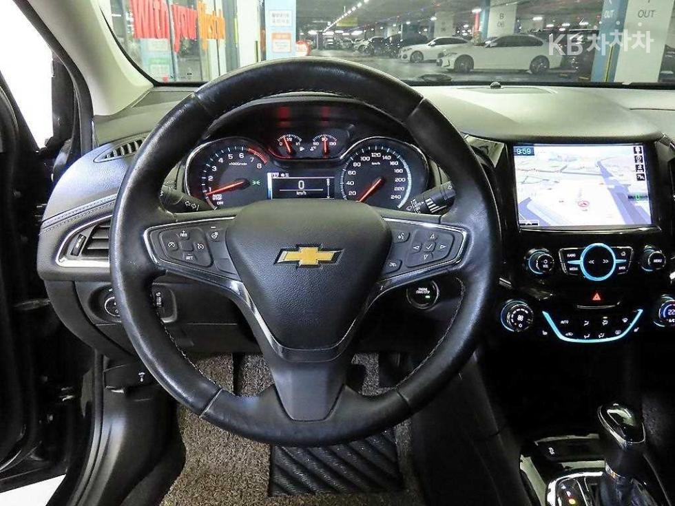 Chevrolet Cruze — miniaturë 8