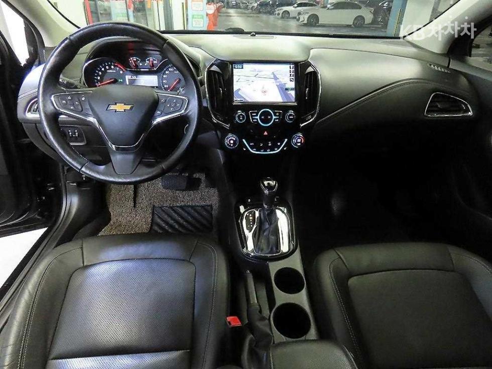 Chevrolet Cruze — miniaturë 10