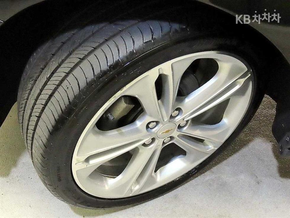 Chevrolet Cruze — miniaturë 20