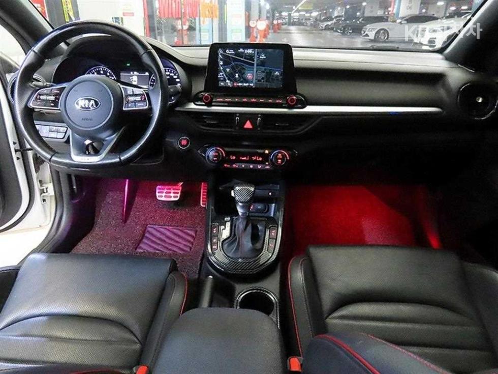 Kia K3 — miniaturë 10