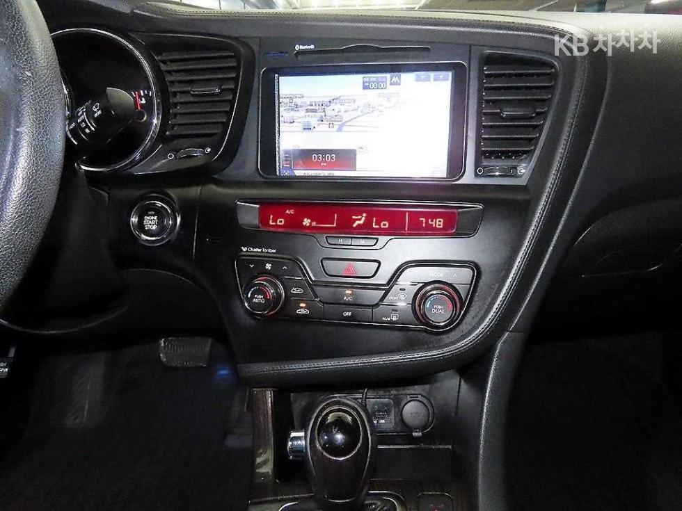 Kia K5 — miniaturë 11