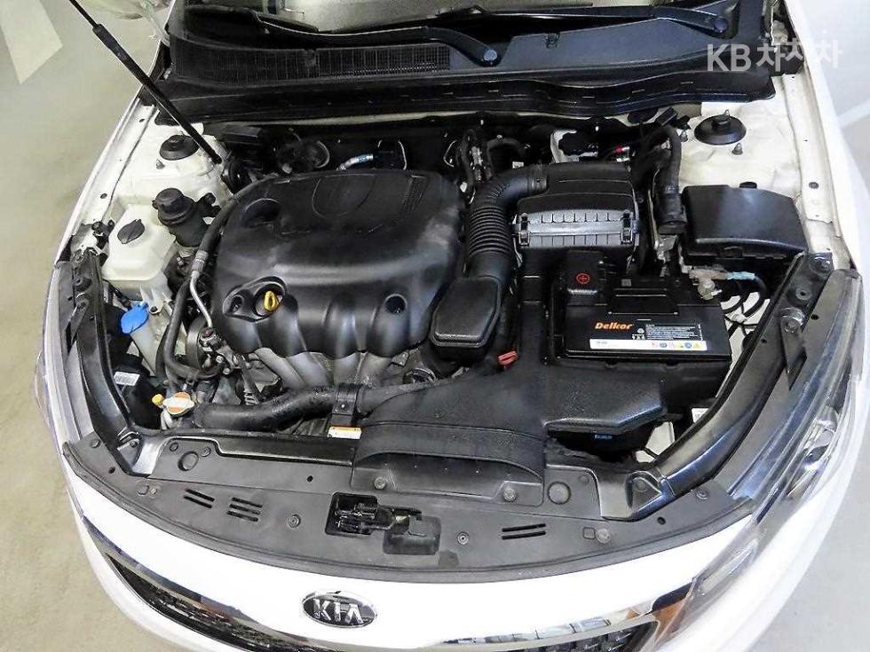Kia K5 — miniaturë 18