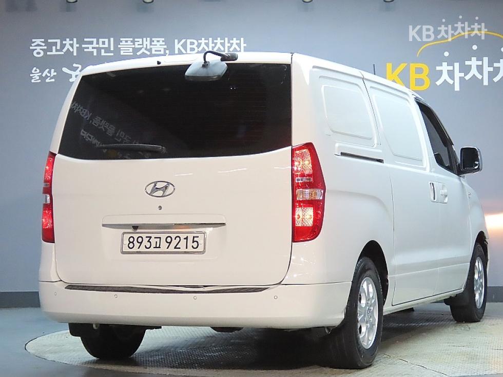 Hyundai Starex — miniaturë 2