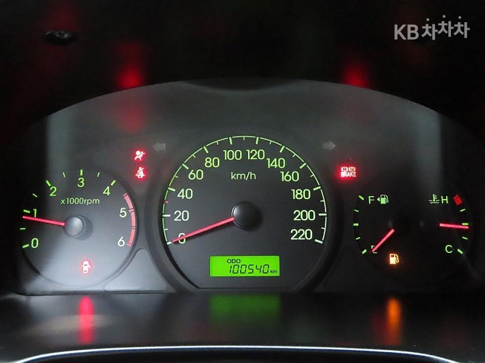 Hyundai Starex — miniaturë 8