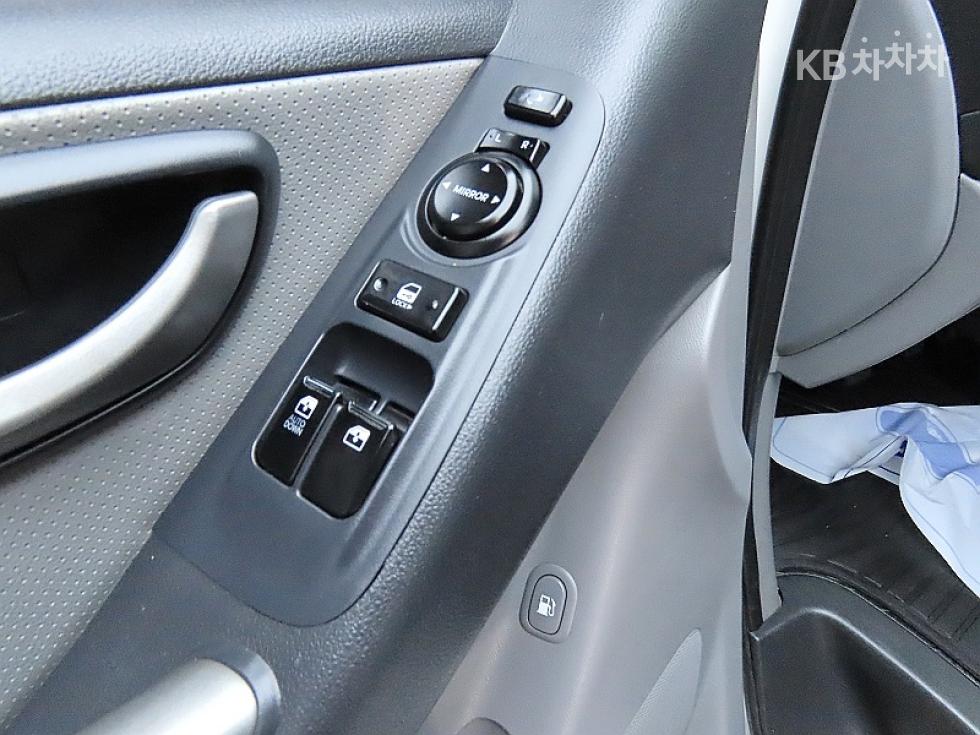 Hyundai Starex — miniaturë 14