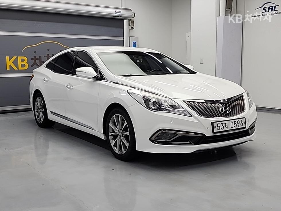2016 Hyundai HG photo