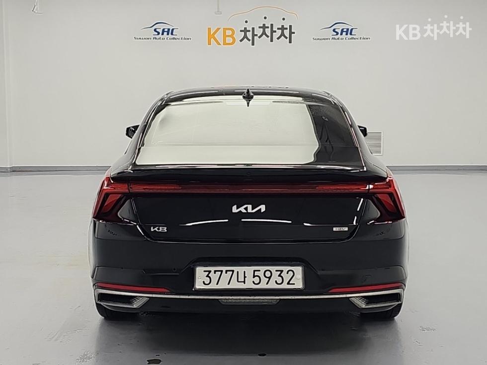 Kia K8 — miniaturë 3