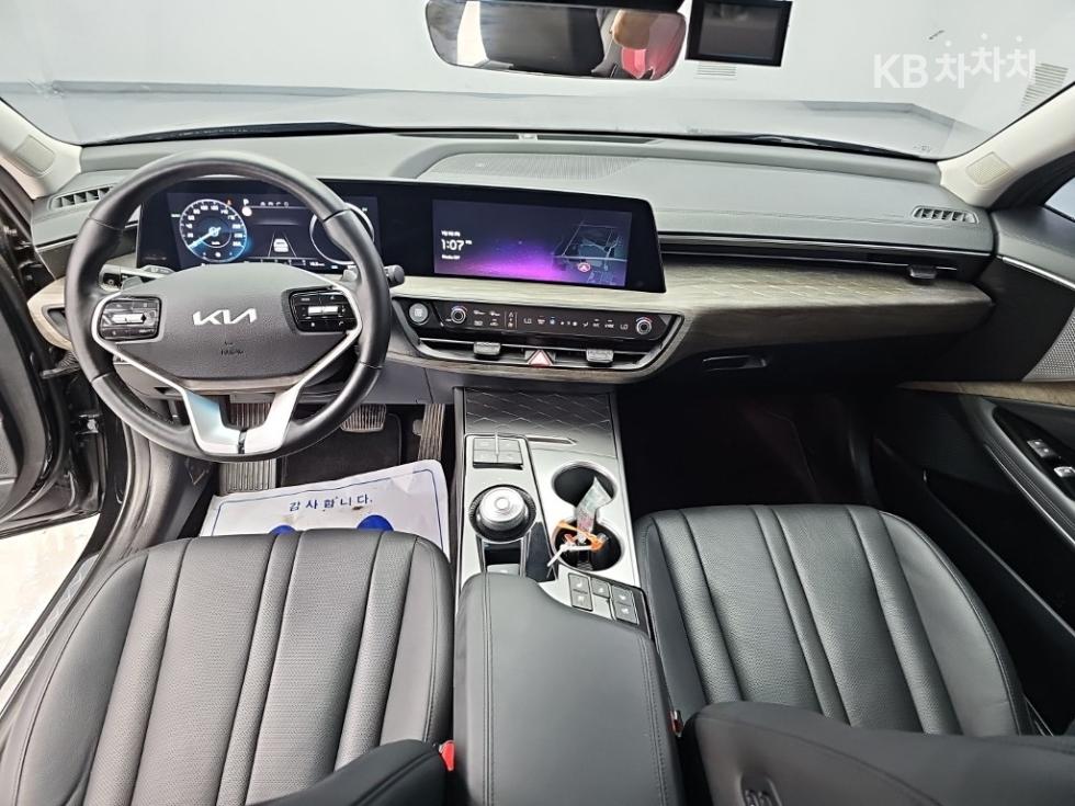 Kia K8 — miniaturë 7