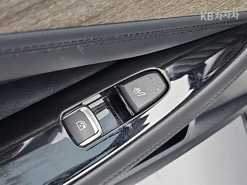 Kia K8 — miniaturë 14