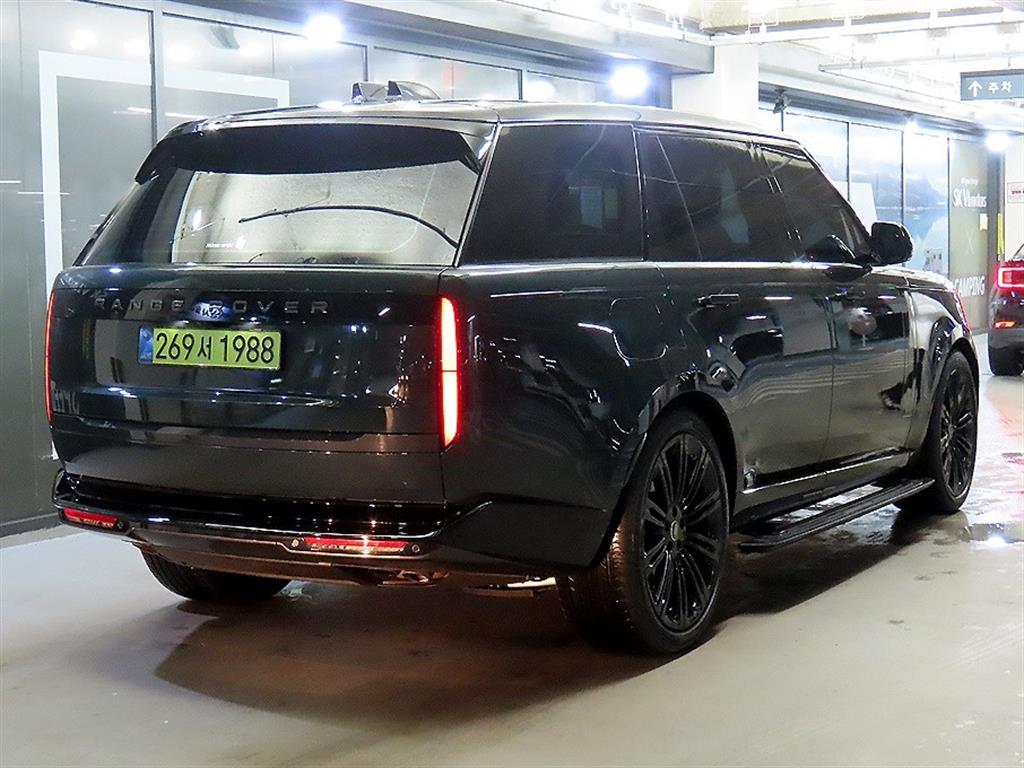 Land Rover Range Rover — miniaturë 4