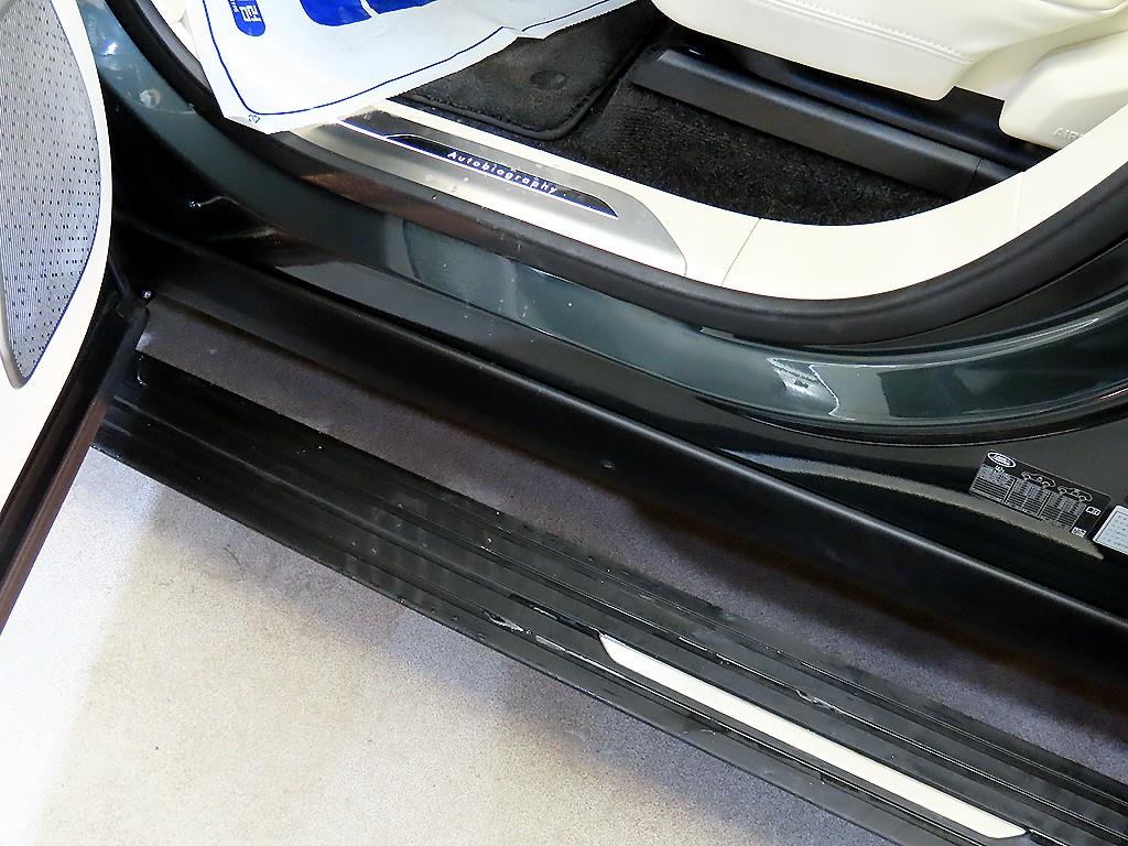 Land Rover Range Rover — miniaturë 14