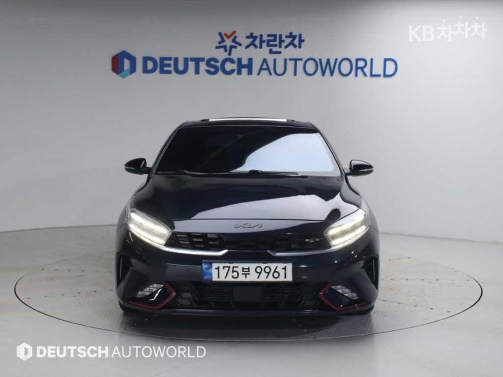 Kia K3 — miniaturë 3